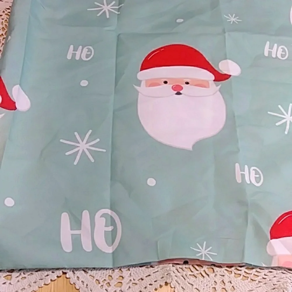 Holiday Decor, Christmas Santa 🎅 Decorative Pillow Cover